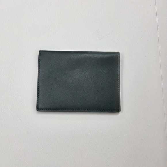 NWOT QUINCE Nappa Leather RFID Blocking Passport Holder Dark Green 5714 - Picture 8 of 9